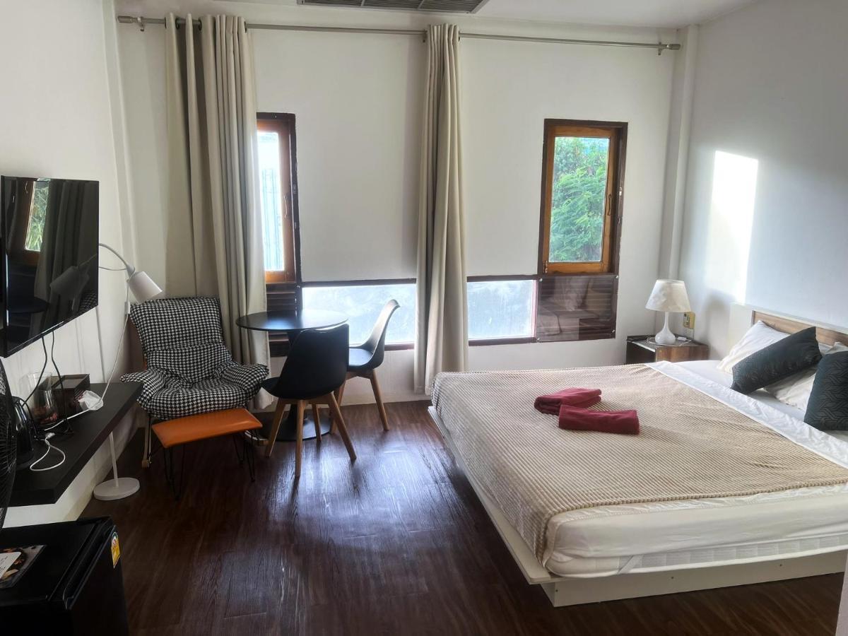 Centerpoint Hotel & Plaza Thong Sala Pokoj fotografie